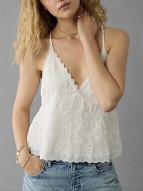 *NWT* American Eagle 100% Cotton V-Neck Embroidered Halter Top. Sz XL